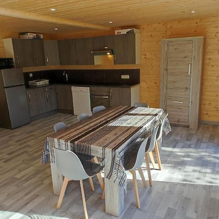 Chalet 6 Personnes A La Campagne Singly Exterior photo