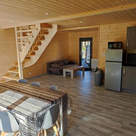 Chalet 6 Personnes A La Campagne Singly Exterior photo